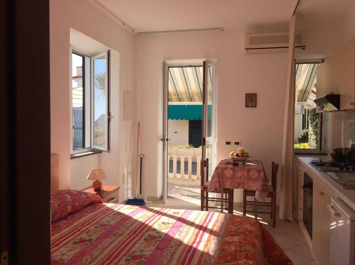 شقة Casa Ischitana Forio di Ischia المظهر الخارجي الصورة